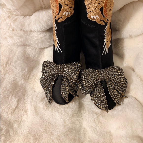 Gucci Black and Gold Dragon Embroidered Heeled Boots - Picture 11 of 12